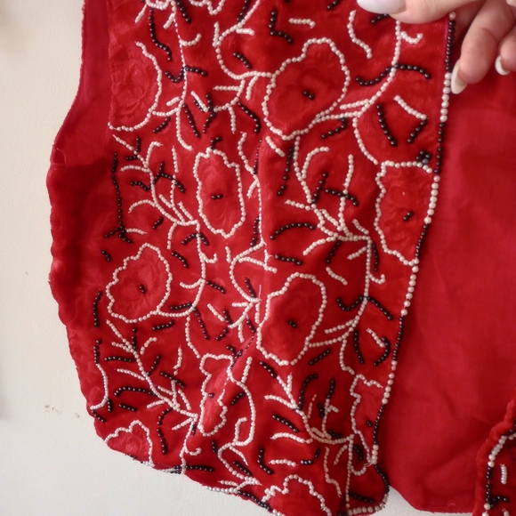 Beaded vest - Picture 2 of 2